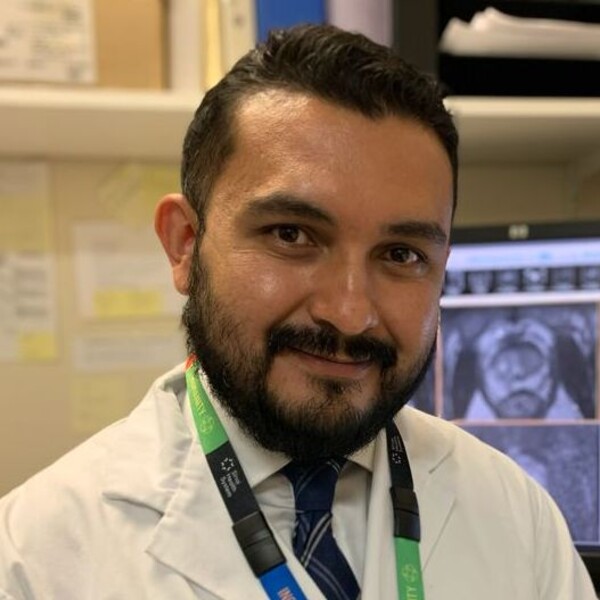 Photograph of Dr. Jorge Abreu Gomez