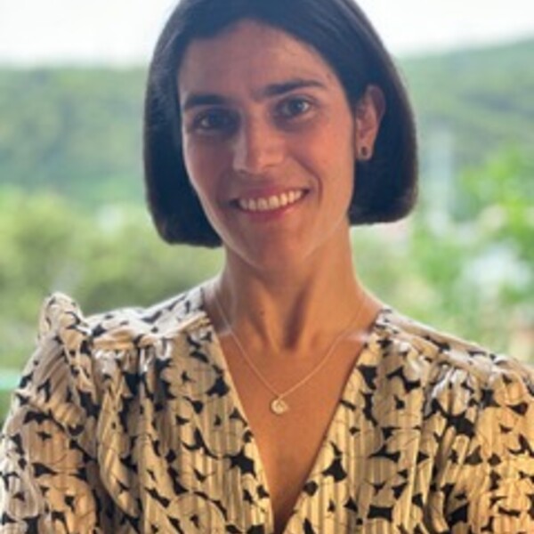 Headshot of Dr. Farah Cadour