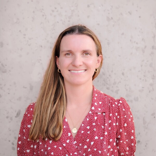 Headshot of Dr. Aurelie D'Hondt