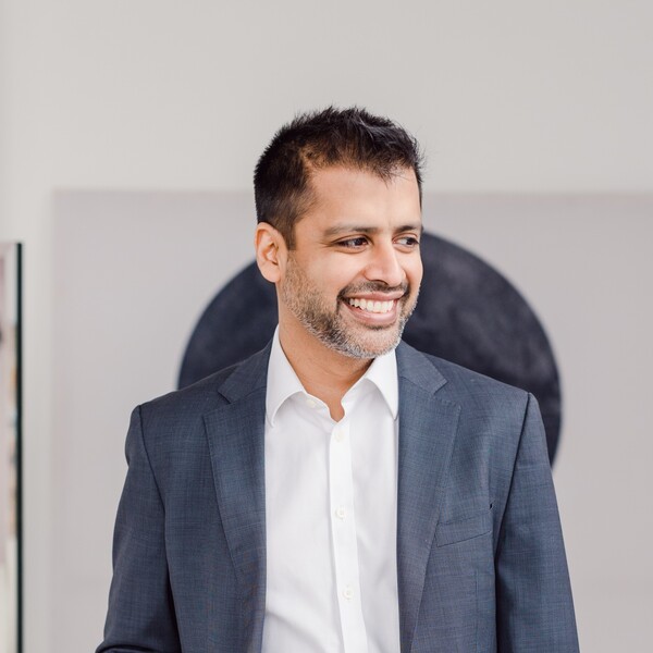 Headshot of Dr. Maneesh Gupta